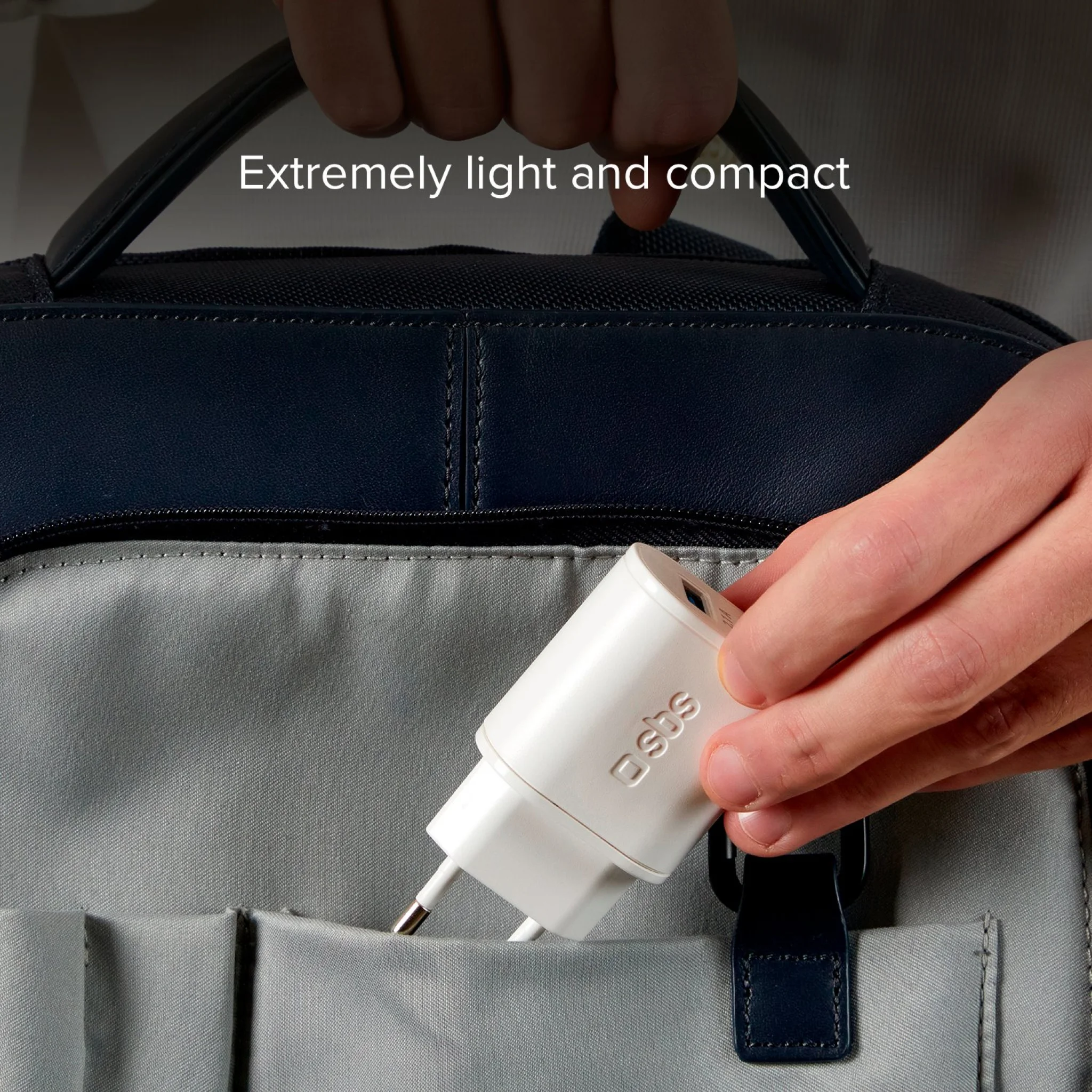 SBS 2100 mAh oplader. 2.1A + 1A. Hvid