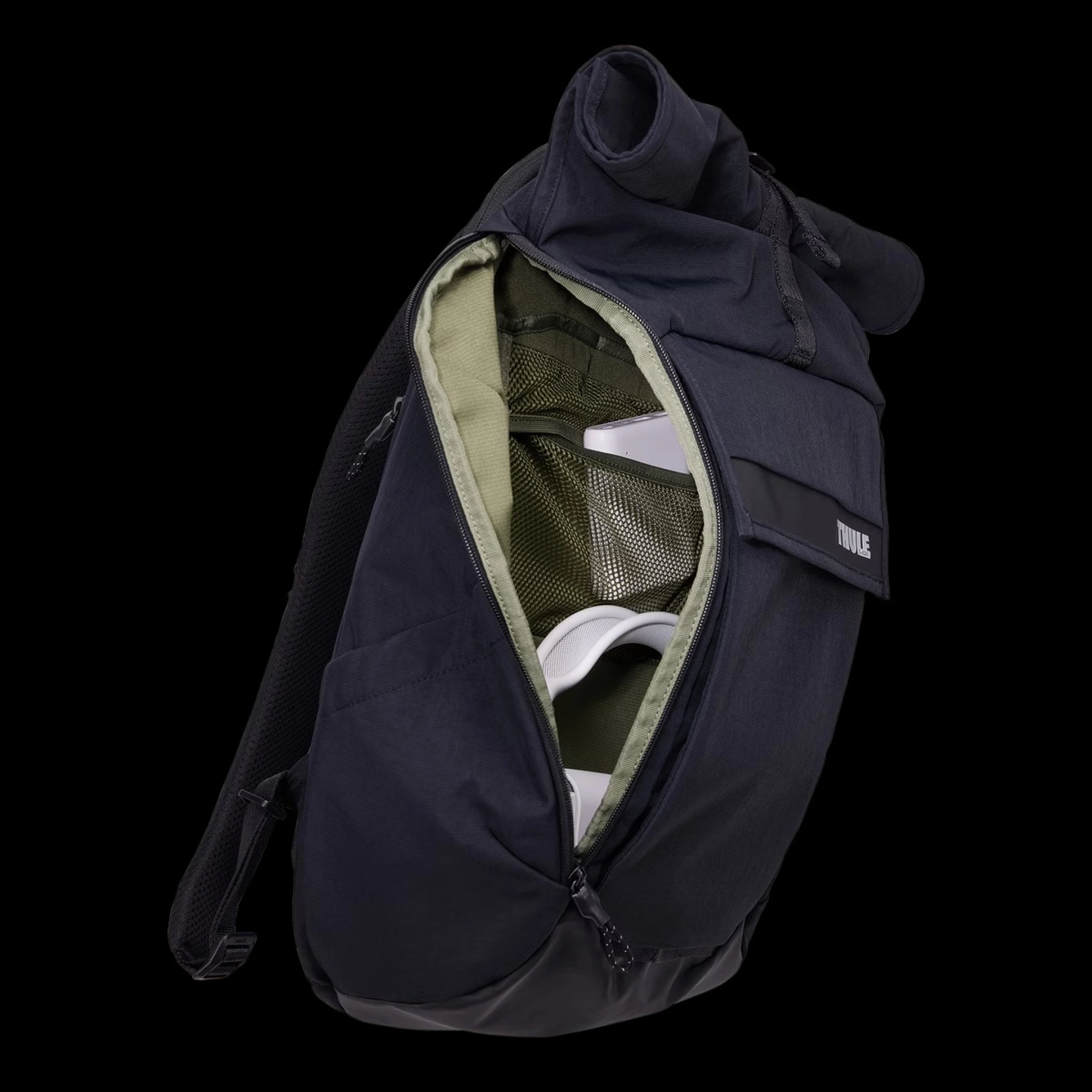 Thule Paramount Laptop Backpack 24L. Black