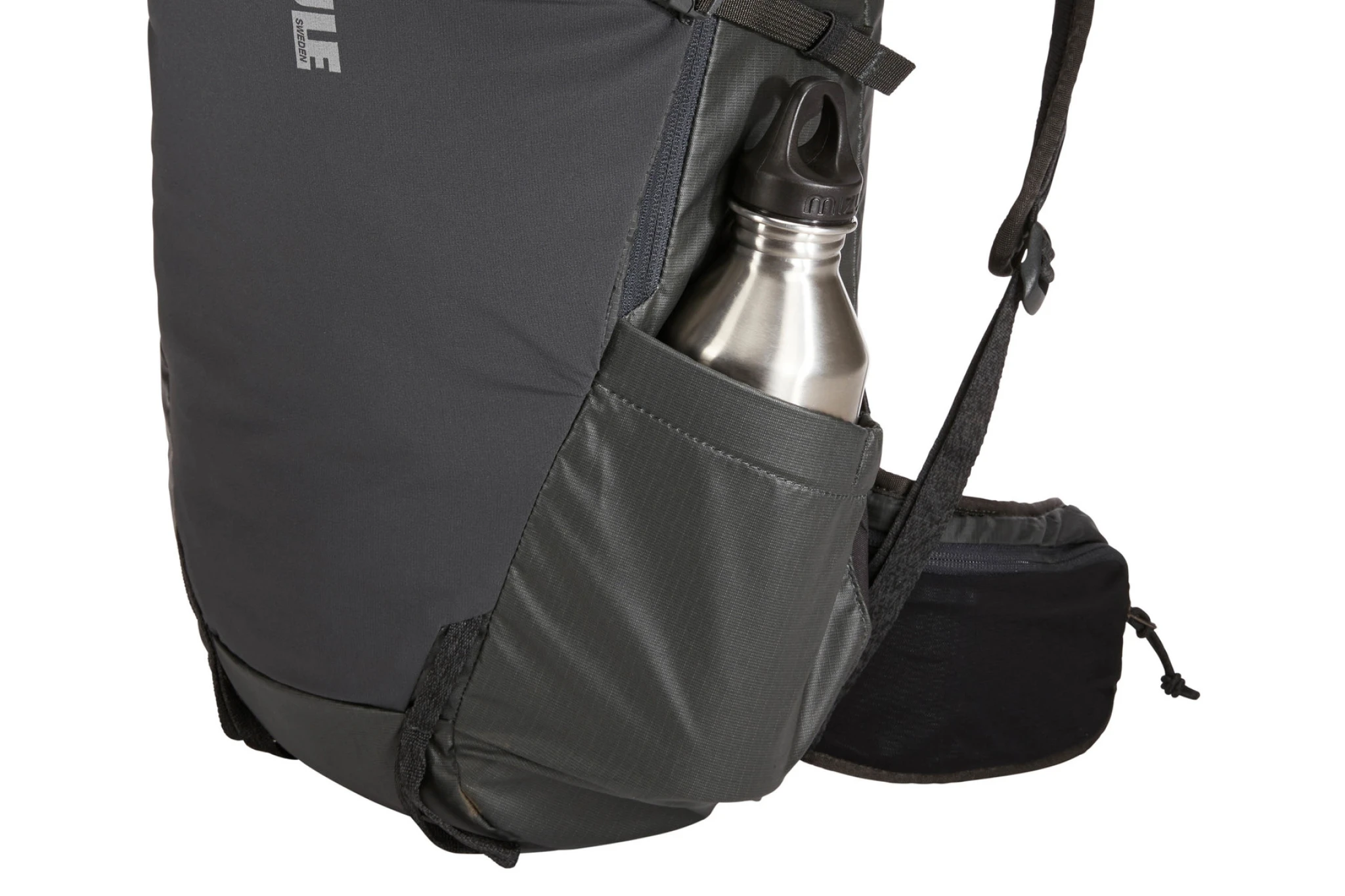 Thule Stir Hiking Backpack. 25L. Obsidian Thule Stir Hiking Backpack. 25L. Obsidian